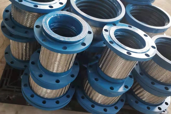 金屬軟管、補(bǔ)償器等 