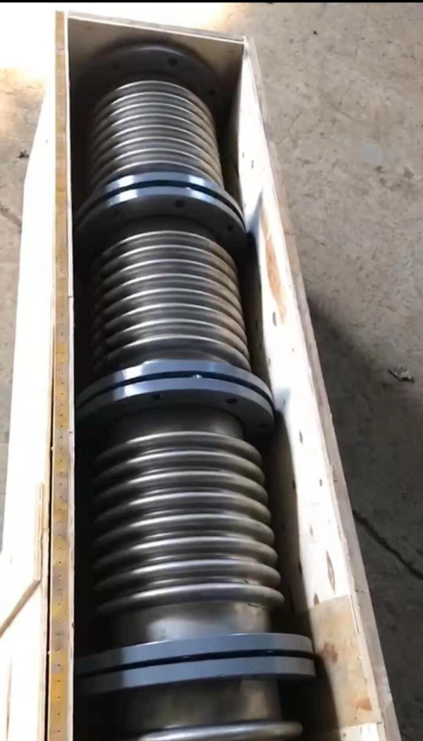 金屬軟管、補(bǔ)償器等 